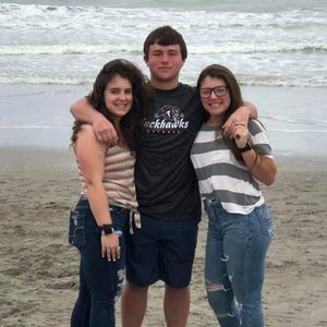 Meet your Posher, Mic